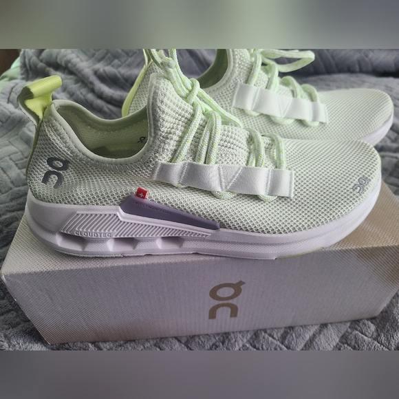 On Cloudeasy Sneaker Sz 7.5 - Picture 3 of 5